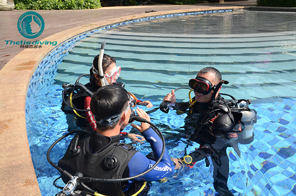 12/12正式上線！PADI 最新課程【休閑潛水員Resort Diver】 丨 一天拿證，潛遍全球